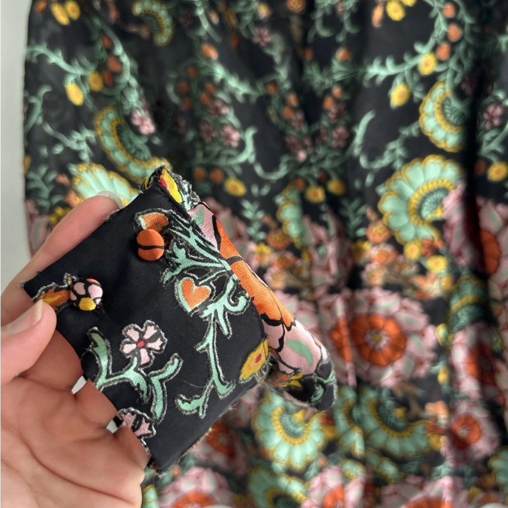 Alice + Olivia Burnout Sheer Silk Blend Floral Top Dressy And Funky!! NWOT - Picture 3 of 8